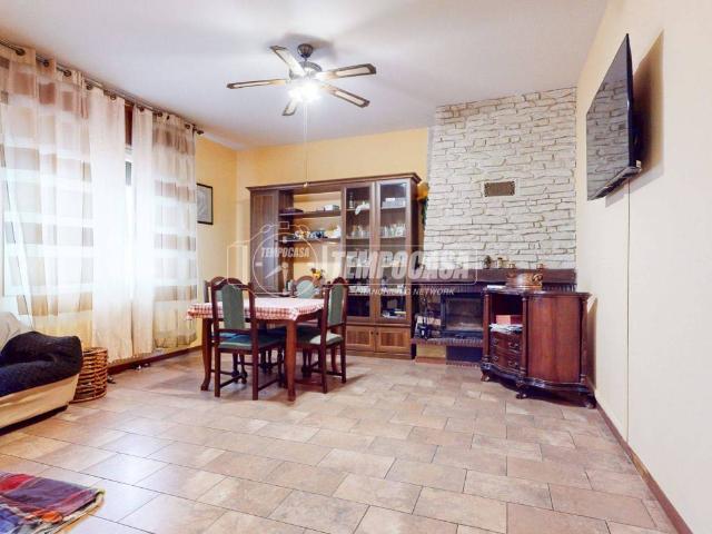 Villa Indipendente in vendita a Unione dei comuni Valli del Reno, Lavino e Samoggia, Reggio Emilia