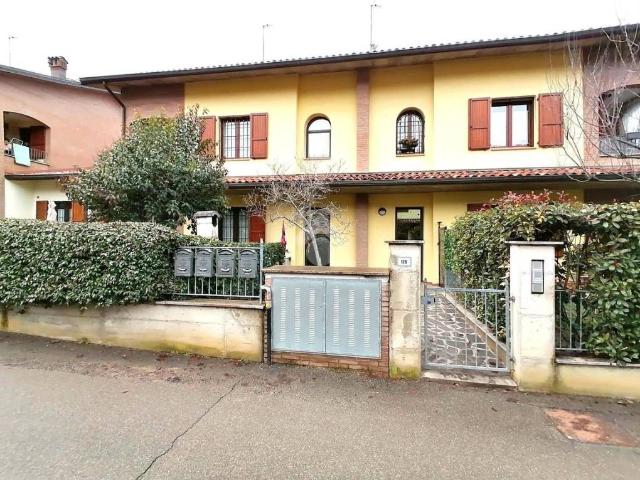 Appartamento in vendita a Unione dei comuni Valli del Reno, Lavino e Samoggia, Reggio Emilia