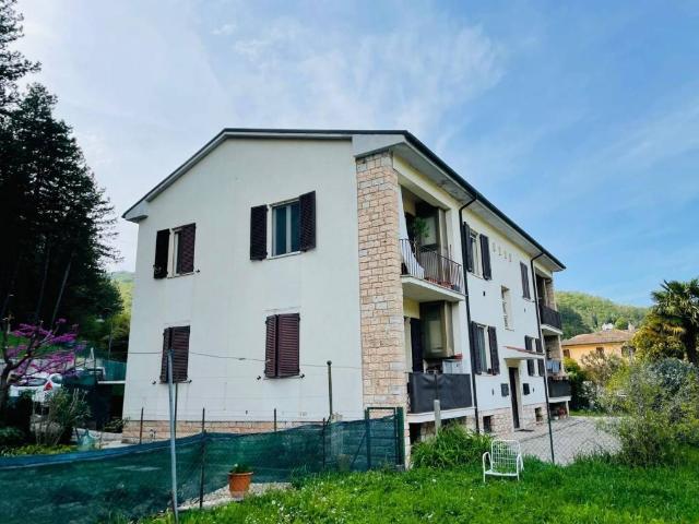 Appartamento in vendita a Valtopina, Umbria