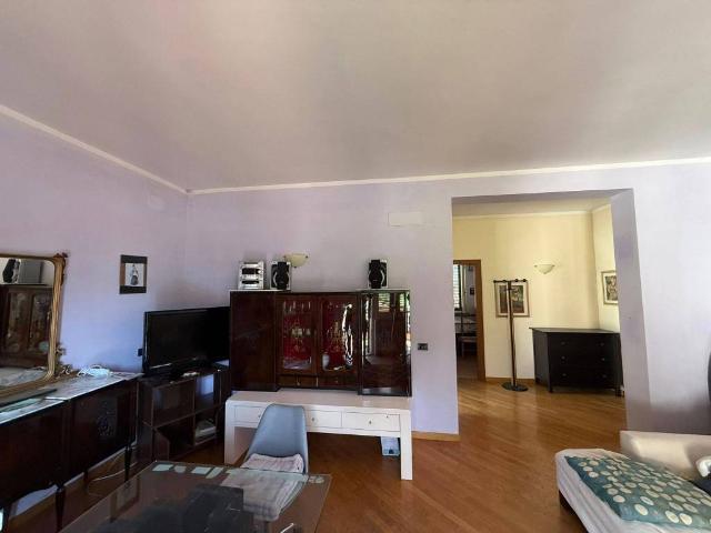 Appartamento in vendita a Valtopina, Umbria