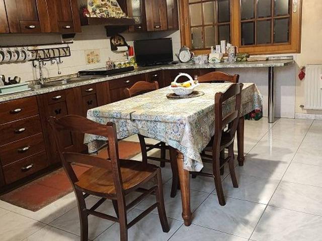 Appartamento in vendita a Valverde, Sicilia