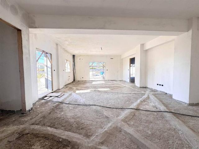 Appartamento in vendita a Valverde, Sicilia