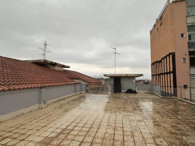 Appartamento in vendita a Valverde, Catania