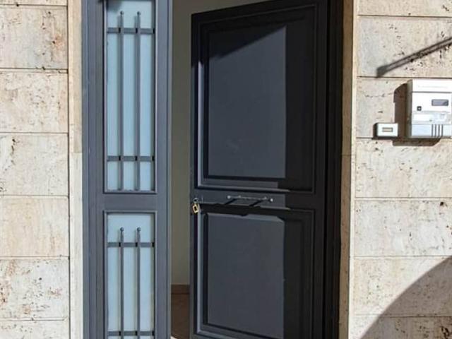Appartamento in vendita a Valverde, Sicilia