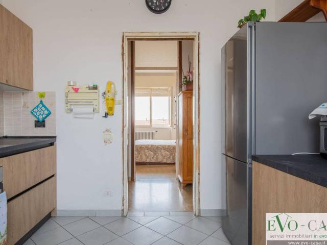 Appartamento in vendita a Vanzaghello, Lombardia