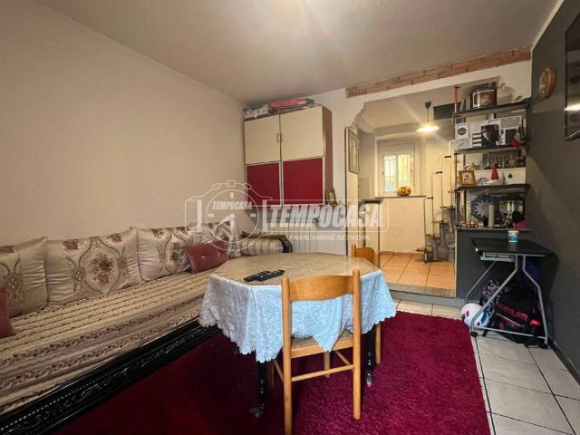 Appartamento in vendita a Vanzaghello, Lombardia
