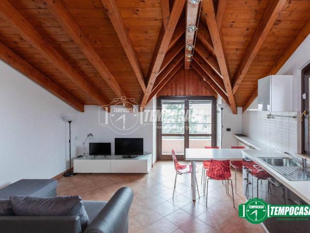 Appartamento in vendita a Vanzaghello, Milano