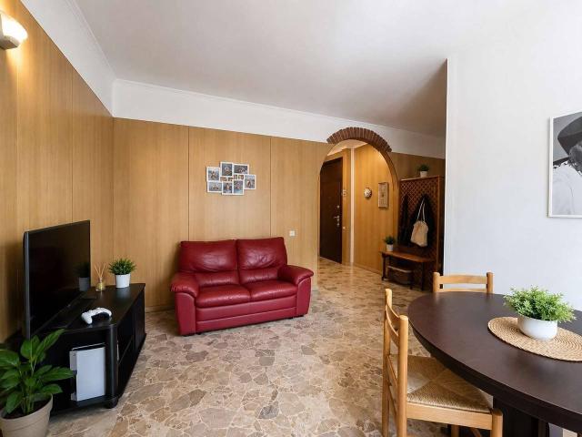 Appartamento in vendita a Vanzago, Lombardia