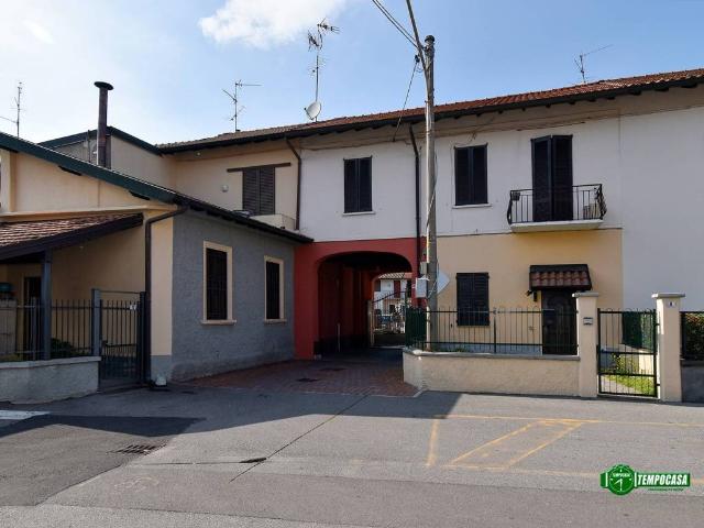 Appartamento in vendita a Vanzago, Lombardia