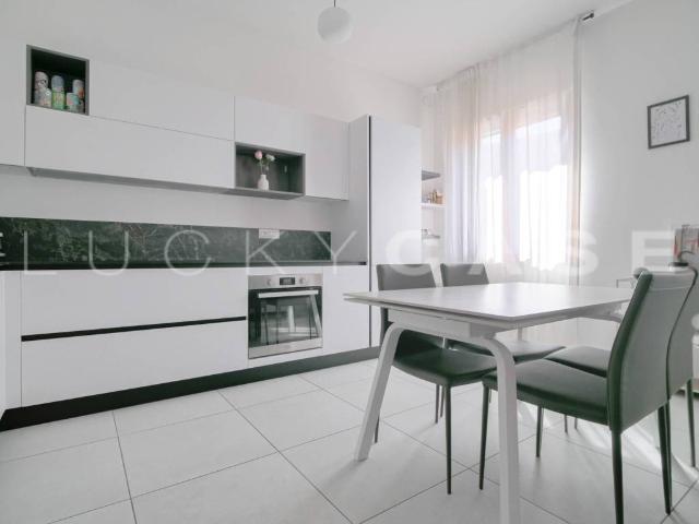 Appartamento in vendita a Vanzago, Lombardia