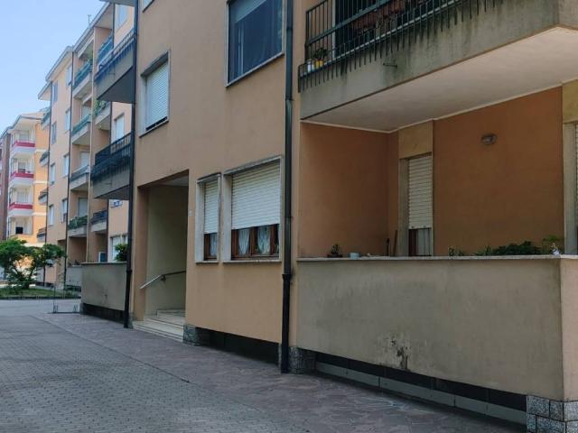 Appartamento in vendita a Vanzago, Lombardia