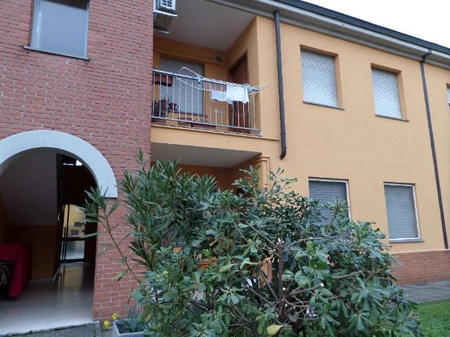 Appartamento in vendita a Vanzago, Lombardia