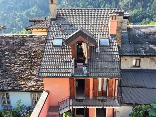 Appartamento in vendita a Roletto, Vanzone