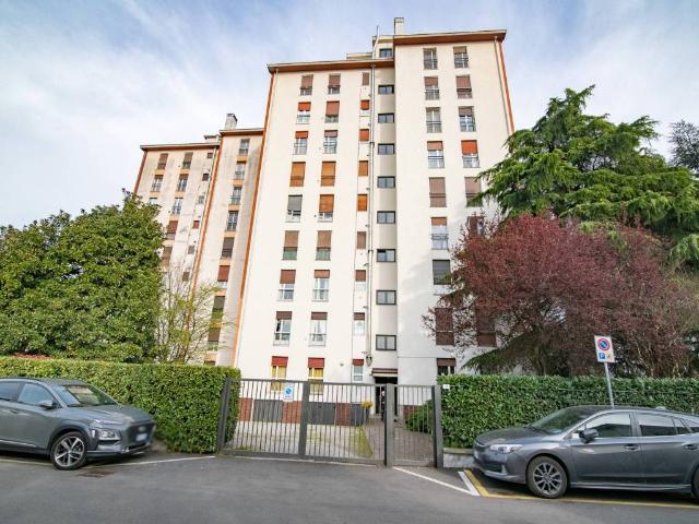 Appartamento in vendita a Vaprio D'adda, Lombardia