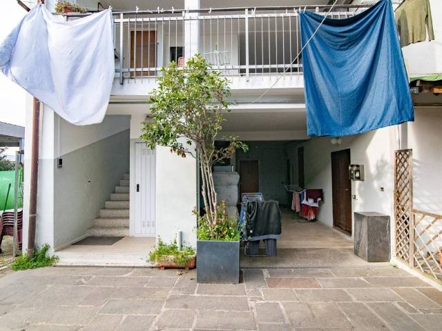 Appartamento in vendita a Vaprio D'adda, Lombardia