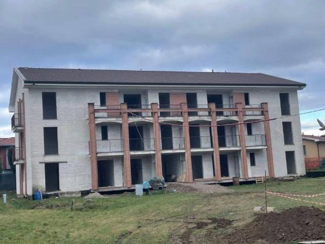 Appartamento in vendita a Varallo Pombia, Novara