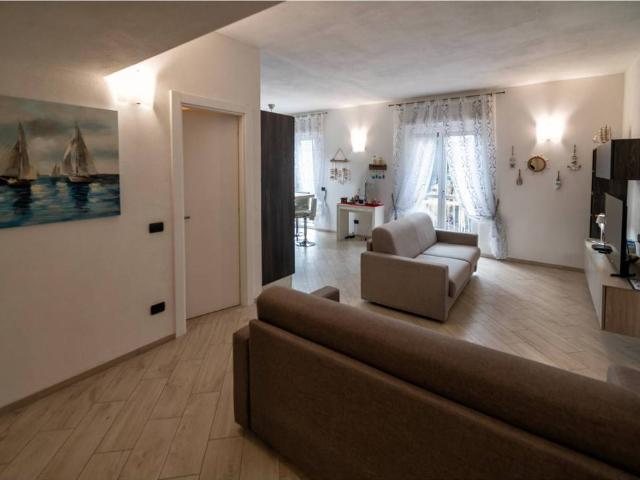 Appartamento in vendita a Varazze, Liguria