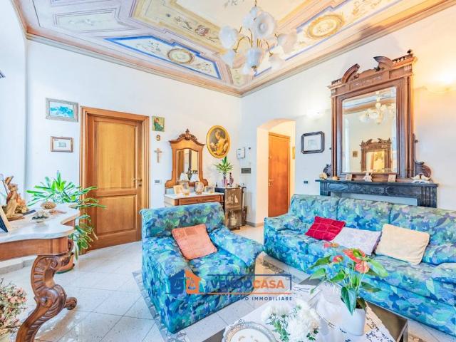 Appartamento in vendita a Parasio, Varazze