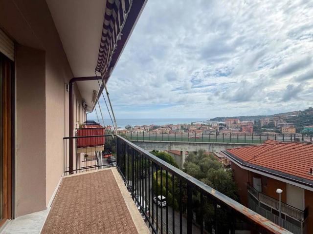 Appartamento in vendita a Parasio, Varazze