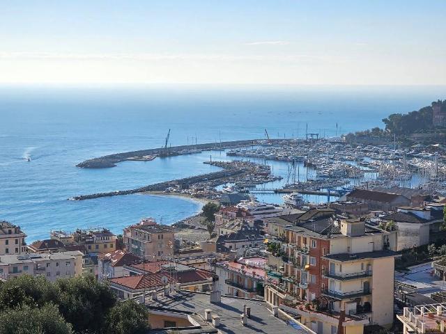 Appartamento in vendita a Cantalupo, Varazze