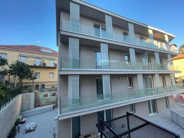 Appartamento in vendita a Castagnabuona, Varazze