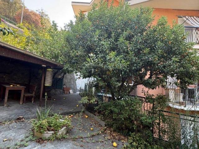 Appartamento in vendita a Parasio, Varazze