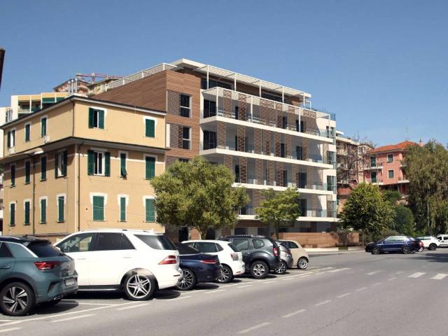 Appartamento in vendita a Varazze, Liguria