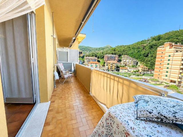 Appartamento in vendita a Parasio, Varazze