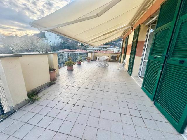 Appartamento in vendita a Parasio, Varazze