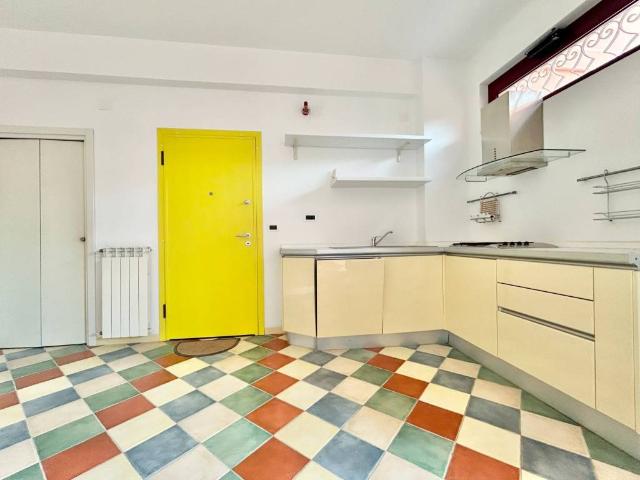 Appartamento in vendita a Invrea, Varazze