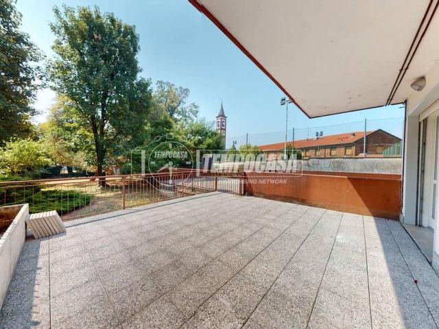 Appartamento in vendita a Valera, Varedo