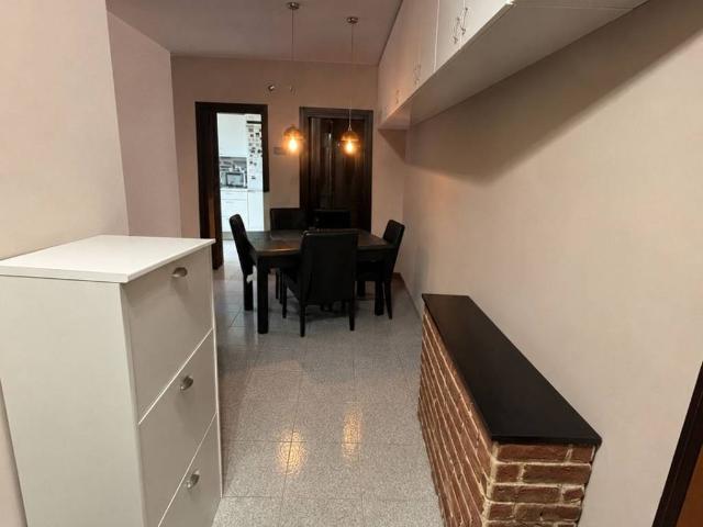 Appartamento in vendita a Varedo, Lombardia