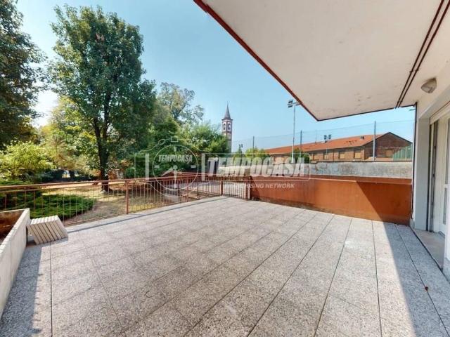 Appartamento in vendita a Valera, Varedo