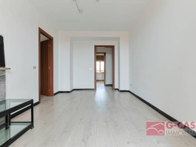 Appartamento in vendita a Varedo, Lombardia