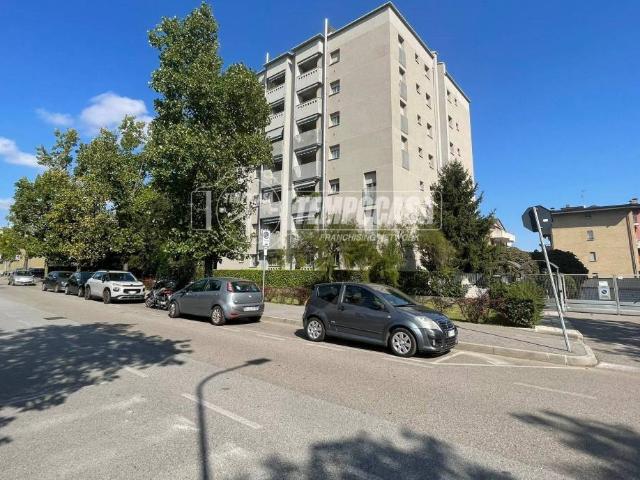 Appartamento in vendita a Valera, Varedo