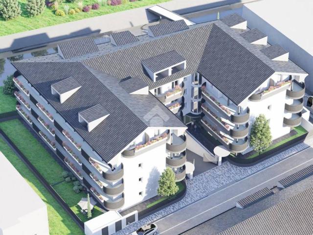 Appartamento in vendita a Varedo, Lombardia