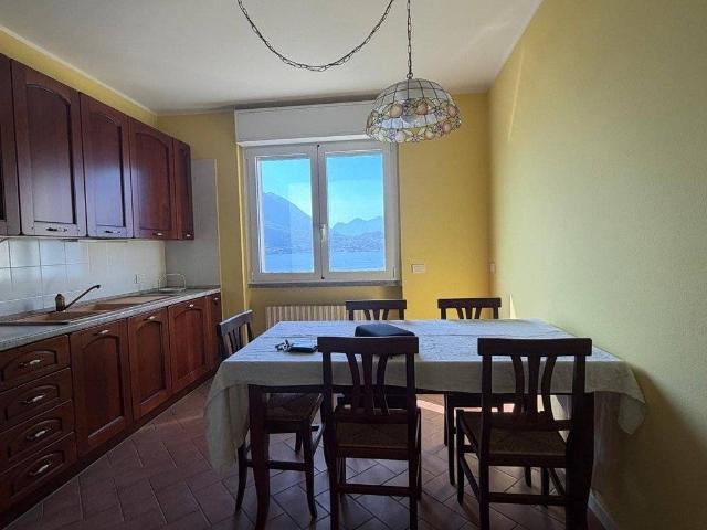 Appartamento in vendita a Varenna, Lombardia