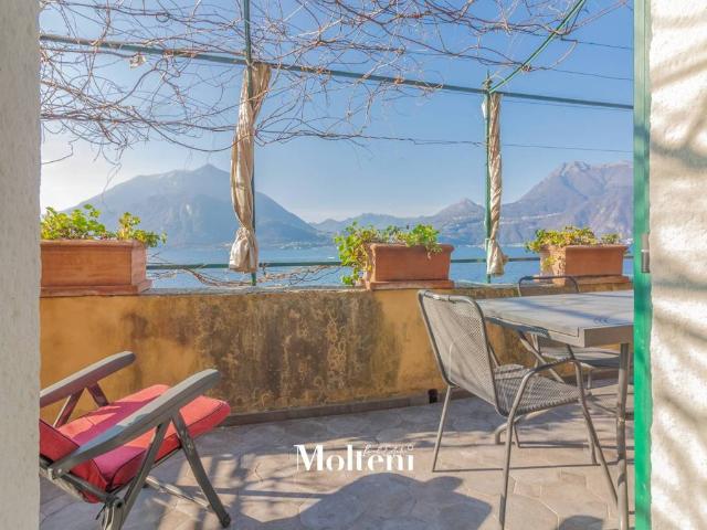 Appartamento in vendita a Varenna, Lombardia