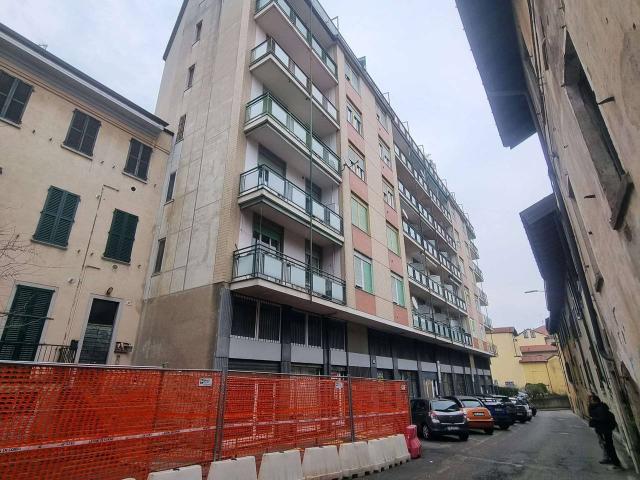 Appartamento in vendita a Biumo Superiore, Varese