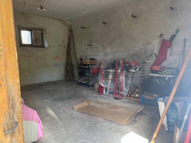Appartamento in vendita a Varese Ligure, Liguria