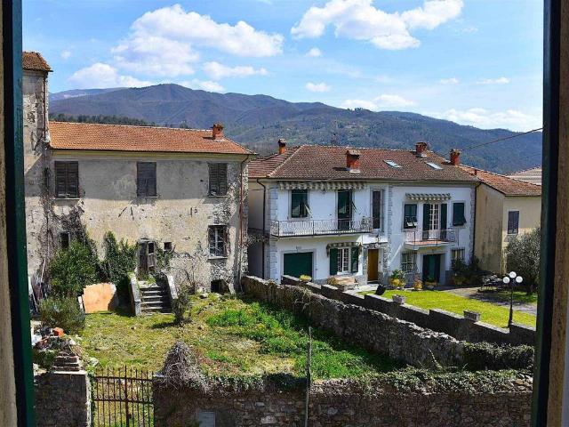 Appartamento in vendita a Maissana, Liguria