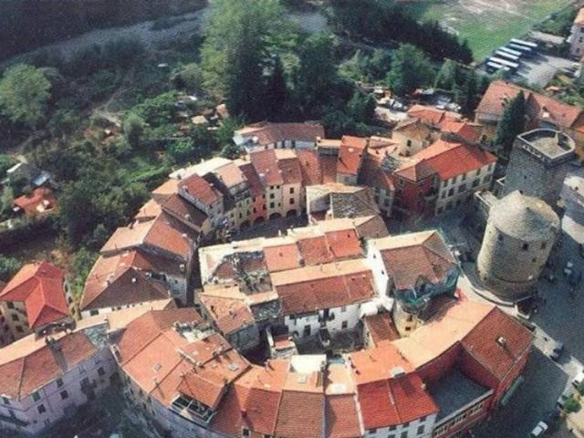 Appartamento in vendita a Varese Ligure, Liguria