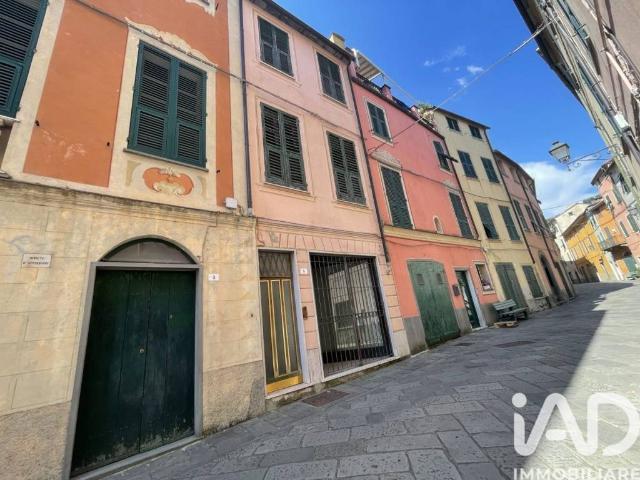 Appartamento in vendita a Varese Ligure, Liguria