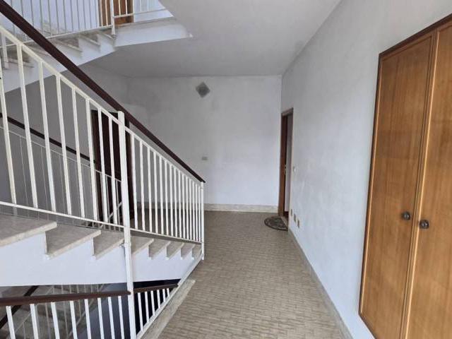 Appartamento in vendita a Varese Ligure, Liguria