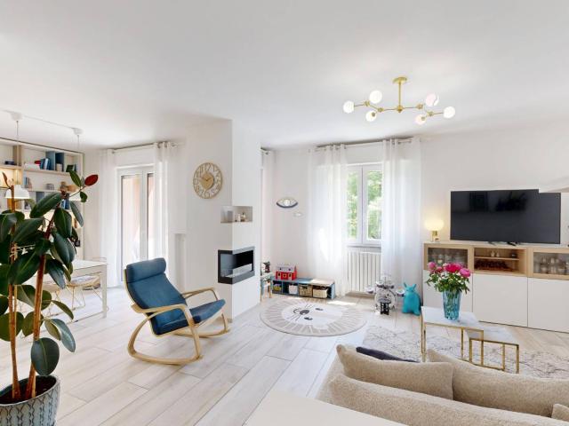 Appartamento in vendita a Velate, Varese