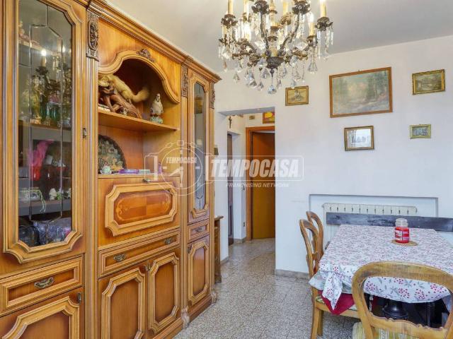 Appartamento in vendita a Valle Olona, Varese