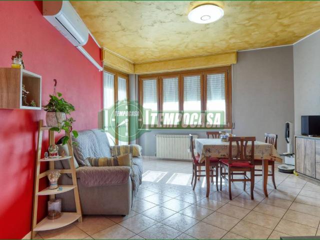Appartamento in vendita a Penasca, Varese