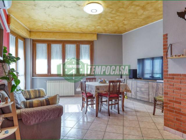 Appartamento in vendita a Penasca, Varese