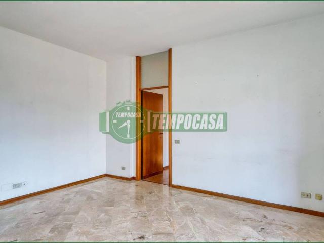 Appartamento in vendita a Velate, Varese