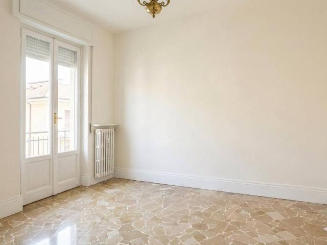 Appartamento in vendita a Valle Olona, Varese